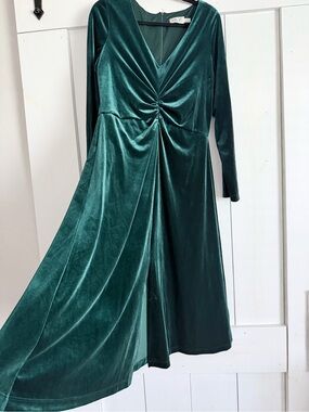 Eliza J Emerald Green Velvet Twist-Front Long Sleeve Dress